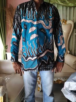 Product Review of KEMEJA BATIK PRIA SLIMFIT MOTIF IGUANA BLUE EMERALD LAPIS FURING from b**6 0
