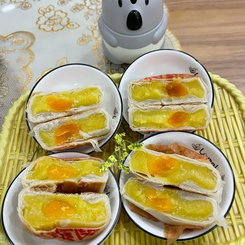 một cây trải nghiệm bánh pía xưa (size 350gr/cây) 4