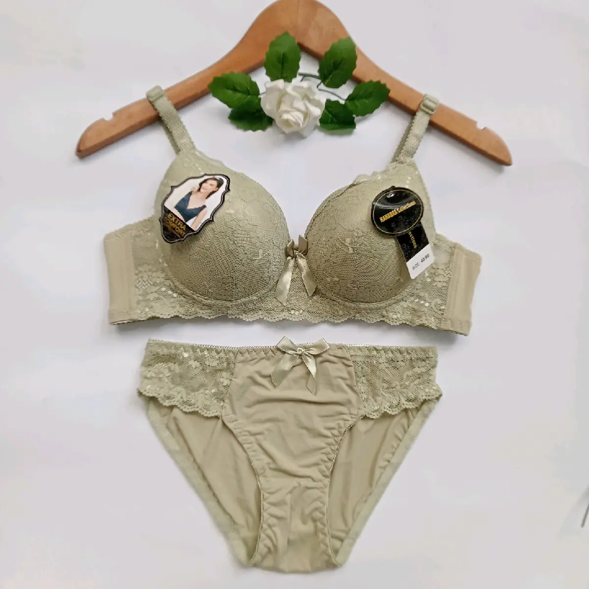 Bra set wanita renda bra setelan impor Cup A Busa TIPIS PAKAI KAWAT