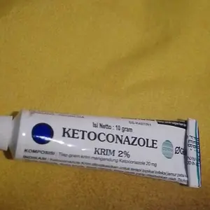 KIMIA FARMA Ketoconazole Krim 10gr Untuk Gatal Jamur Panu Kudis & Kurap Kutu Air