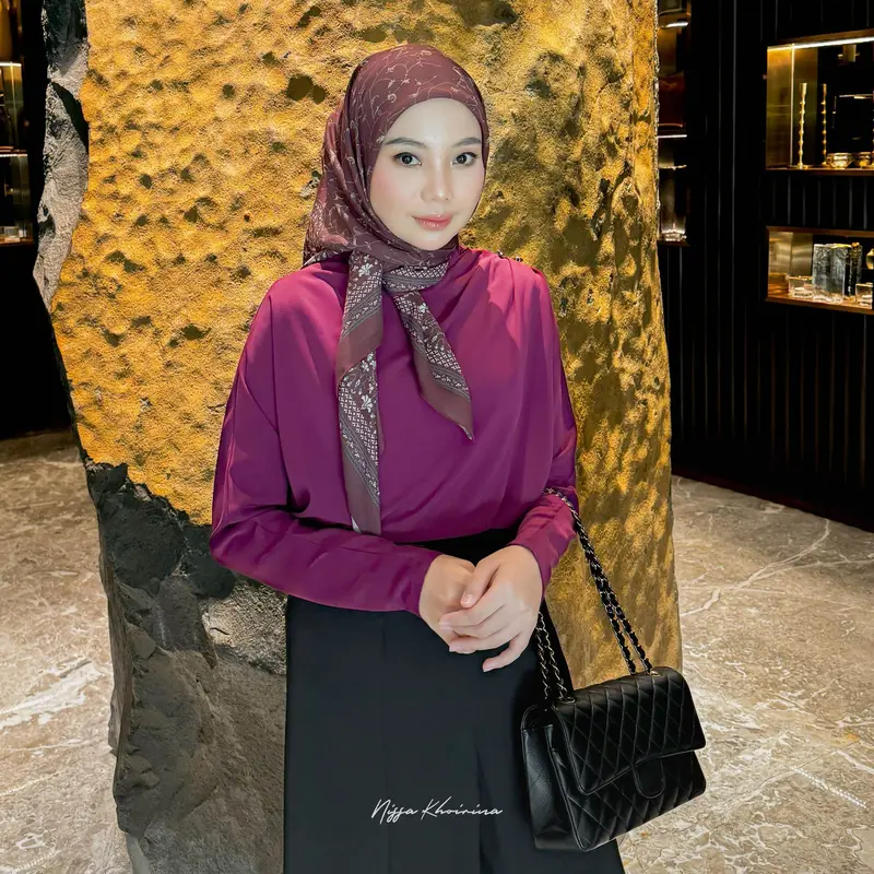 Bynissa-Agni Blouse-Atasan-Blouse-Pleats-Kemeja-Motif-Kancing-Kondangan-Wisuda-Lamaran-Kampus-Hangout -Ootd Hijab-Casual - Elegant - Santai-Remaja - Wanita Baju Muslim  Panjang 5