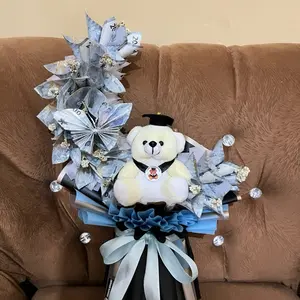Buket bulan sabit cocok untuk acara wisuda, wedding, hadiah ulang tahun dll