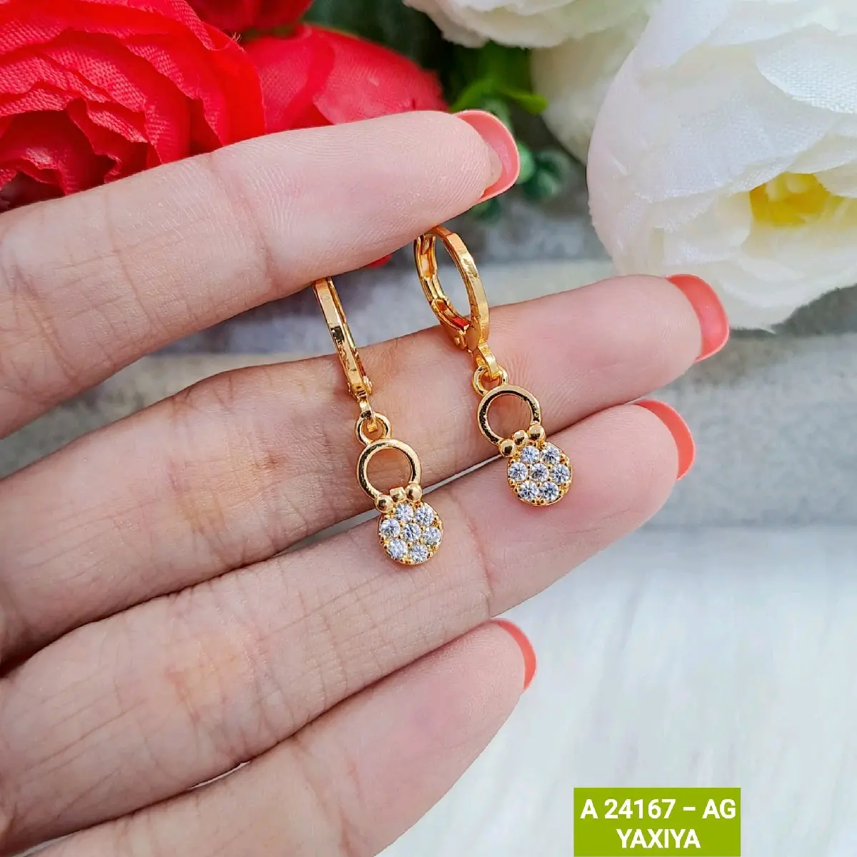Anting Dewasa Yaxiya Model Klip Permata Gold Earrings