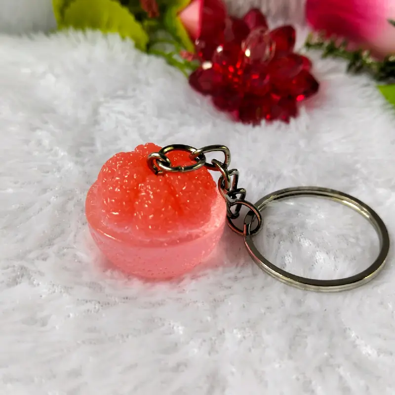 ganci buah buahan co saat dilive. ganci buah buah glow in the dark bisa menyala dikegelapan,bahan terbuat dari resin Toys Doll 2
