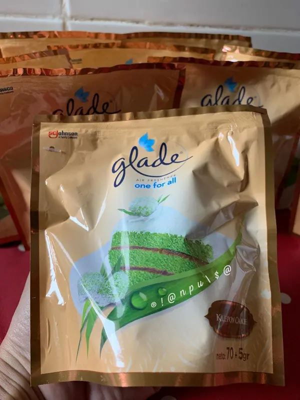 Glade Gel Pengharum Ruangan Klepon Cake Jasmine Tea Oudwood Vanilla Teh Keraton Cendana Padmasana Melati Cengkeh Car Fresh Kopi Luwak Pewangi mobil Gled 8