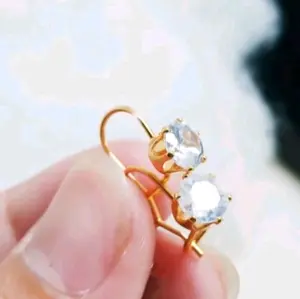 ANTING DESY MATA SATU GOLD ANTING TITANIUM ANTI KARAT DAN TIDAK LUNTUR ANTING WANITA DEWASA Earrings