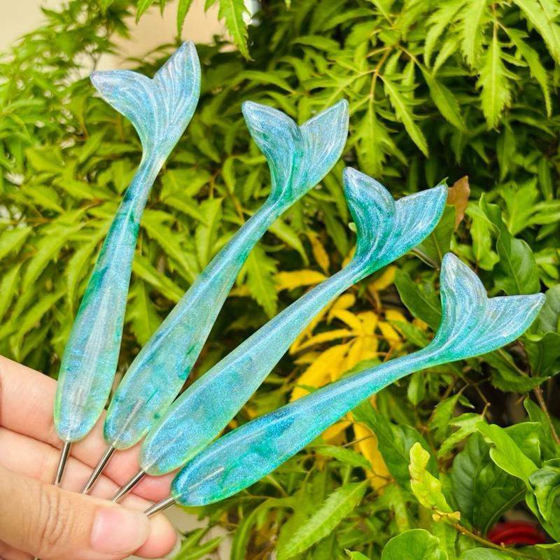  Cần tăng size Kim móc len Jinlan đuôi cá cán nhựa màu bling bling 