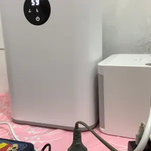 TIXX Dehumidifier Kamar 2.5L Dehumidifier Serap Lembab Dan Jamur Ruangan Dengan Penunjuk Kelembapan​