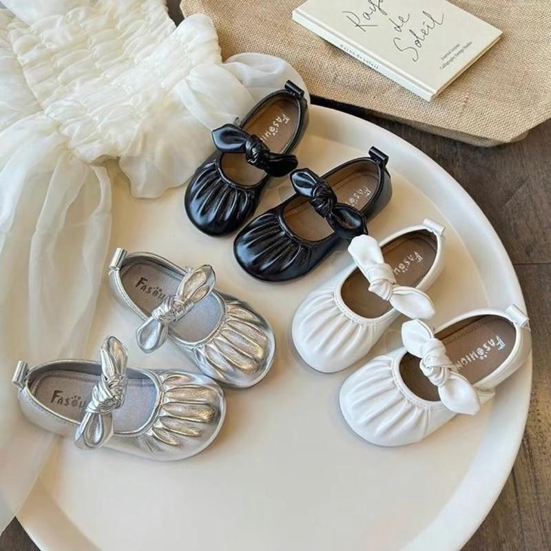  Giày Búp Bê  Ngọc Dành Cho Bé Gái Da Bóng Mềm Sang Chảnh Phối Đồ Tiểu Thư Dành Cho Bé Gái  ĐẾ mềm Phù Hợp Mọi Lứa Tuổi Sandal Cao Su Dép Sandal hài giay bup be chobegai 