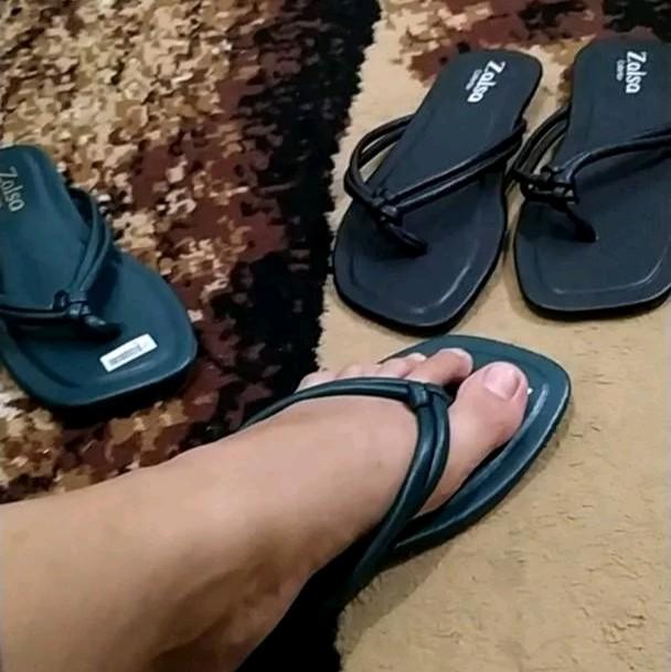 Sandal Teplek Jepit Kupat Wanita Sendal platform Selop Plat Trendy 6