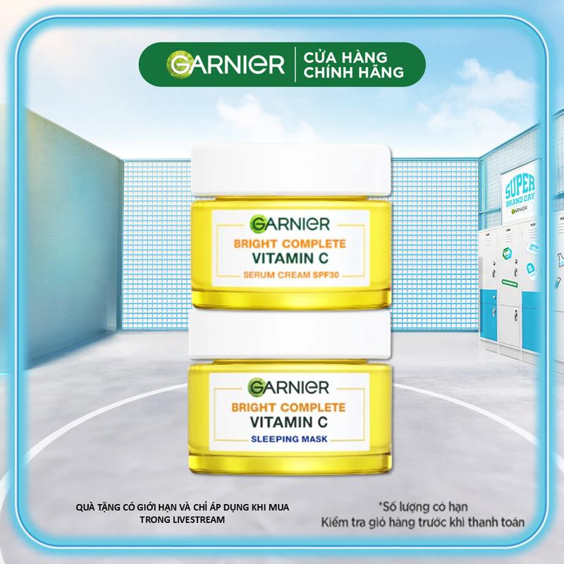 Bộ kem dưỡng da ngày đêm làm sáng và đều màu da Garnier Vitamin C Serum Cream 50mlx02