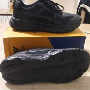 Sepatu Running Full Black Vashco Zenix dengan Upper Knitting dan Insole Eva Foam Olahraga Outdoor sepaturunning murah