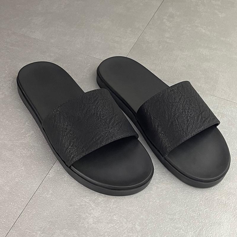   Khâu quai đế  Dép da quai trơn không logo quai da xít  2 lớp cao cấp chống bong nổ da chống thấm nước đế cao su non 2 lớp êm ái bền bỉ không trơn trượt. dép  đg dép  nước dép  chữ  k dép  kẻ  chủ  mưu  f dép  lào  nam 