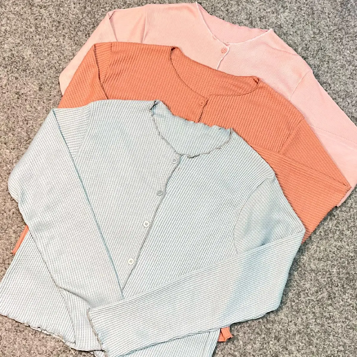 Cardigan Waffer dan Rib | Crop Top Korean Style |Cardigan Polos Wanita Lengan panjang | Cardigan Premium Kancing Waffle Atasan Wanita Tebal Panjang Nyaman