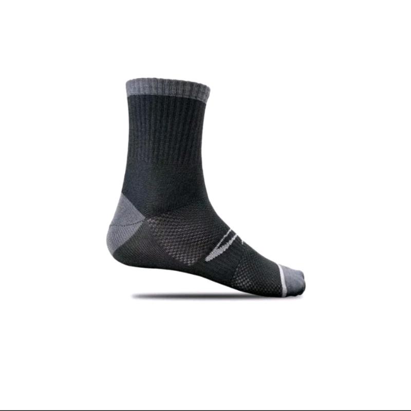 910NINETEN KAUS KAKI  OLAHRAGA HATOMI QUARTER - HITAM ABU 3