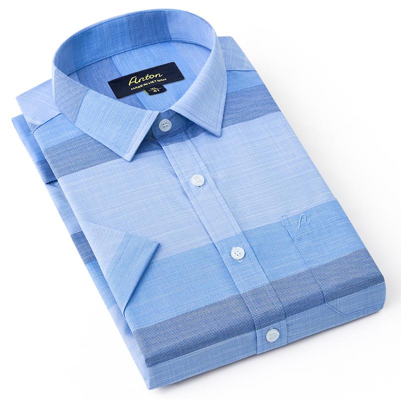  Áo Sơ Mi Nam Công Sở Trung Niên Anton Somianton Xanh Dương Kẻ Caro Ngắn Tay Vải Sợi Tre Menswear Shirt Cổ Tròn - GD566 