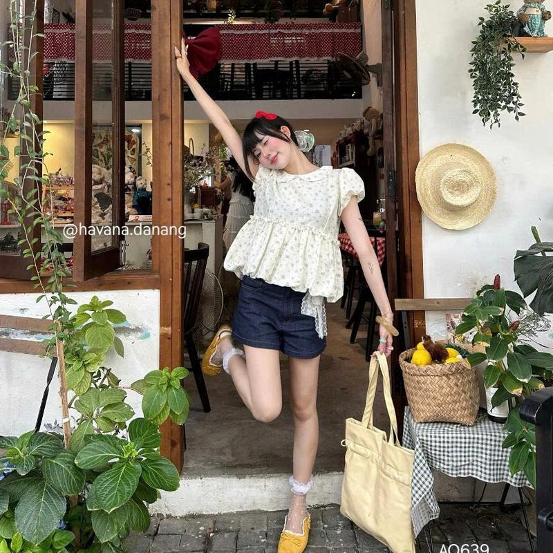 (HAVANA) Áo babydoll LANI Cổ bèo dáng bồng họa tiết hoa nhí AO639