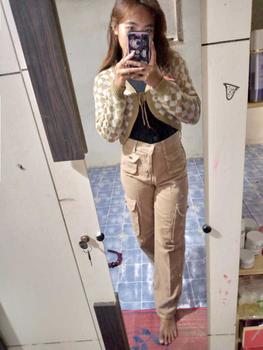 Product Review of Cargo Denim Pasir Putih Highwaist Loose Celana Jeans Wanita Korea from R**a S**i 0
