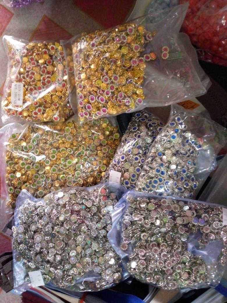Product Introduction of payet cangkang matahari 9*8  isi 1200 biji 2