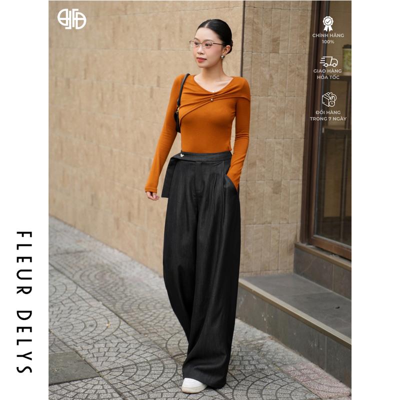  Quần Bò Suông Nữ Fleurdelys Màu Xanh Đen Cạp Dài Kèm Cúc Trang Trí DLQA175 