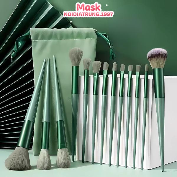 Bộ Cọ Trang Điểm 13 Món Chuyên Dụng Kèm Túi Nhung Cosmetic Mỹ Phẩm Women Nữ