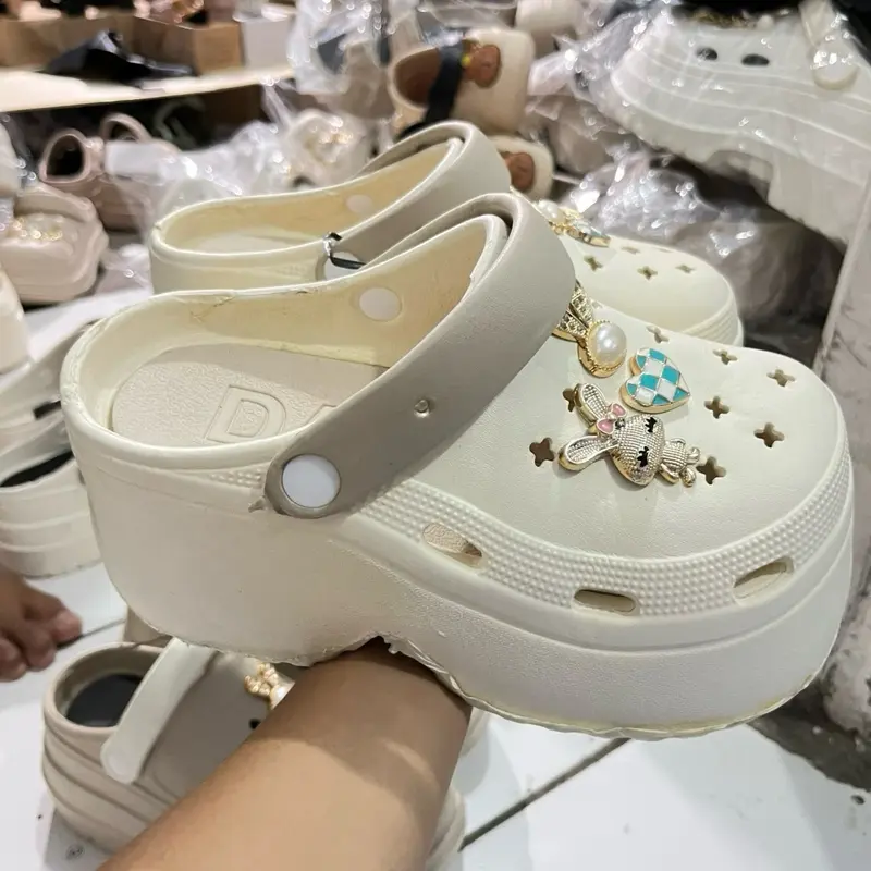 SANDAL BAIM 9cm Karet Sendal 0