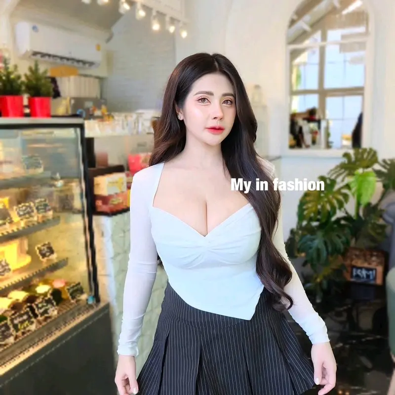 ATASAN CROP TOP IMPORT BKK 1