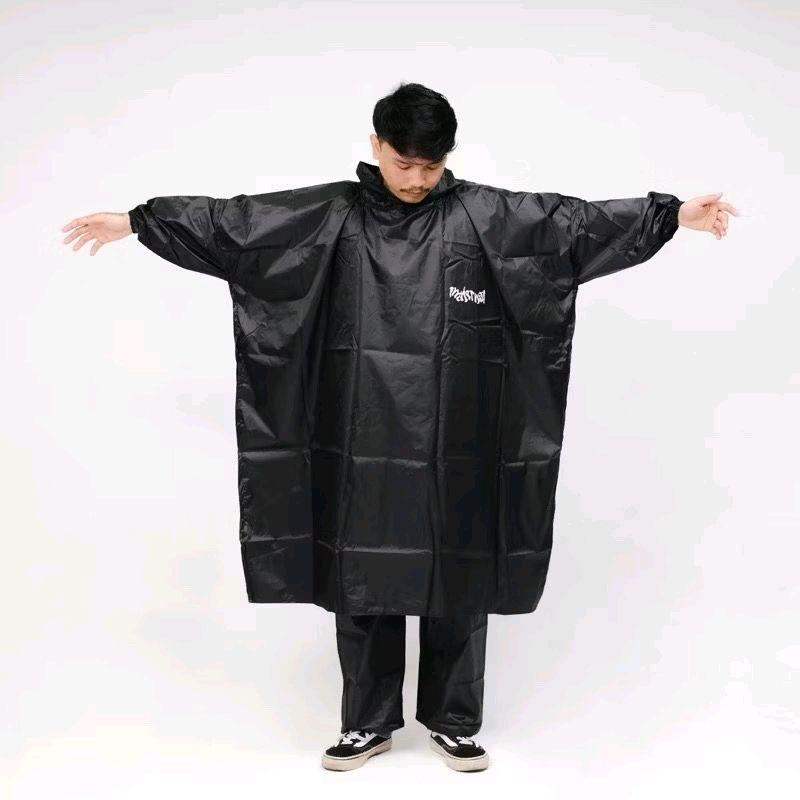 MATERNAL DISASTER - Jas Hujan Ponco + Celana Setelan Bahan Pvc Tebal Elastis Anti Rembes 2