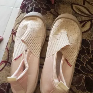 NW067 Sepatu Slip On Wanita Casual