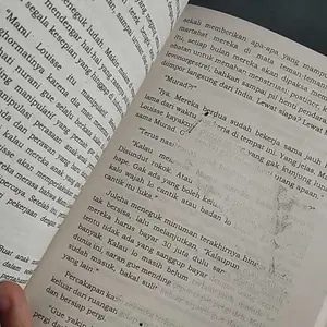 Paket Hemat 2 Buku Seporsi Mie ayam & Sisi tergelap surga