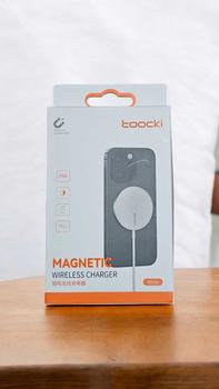 Product Review of Toocki 15W Magnetic Wireless Charger For iPhone 14 QI Fast Wireless Charging Pad For iPhone 13 12 Ultra Thin 5.5mm Phone Charger from R**m R** 0