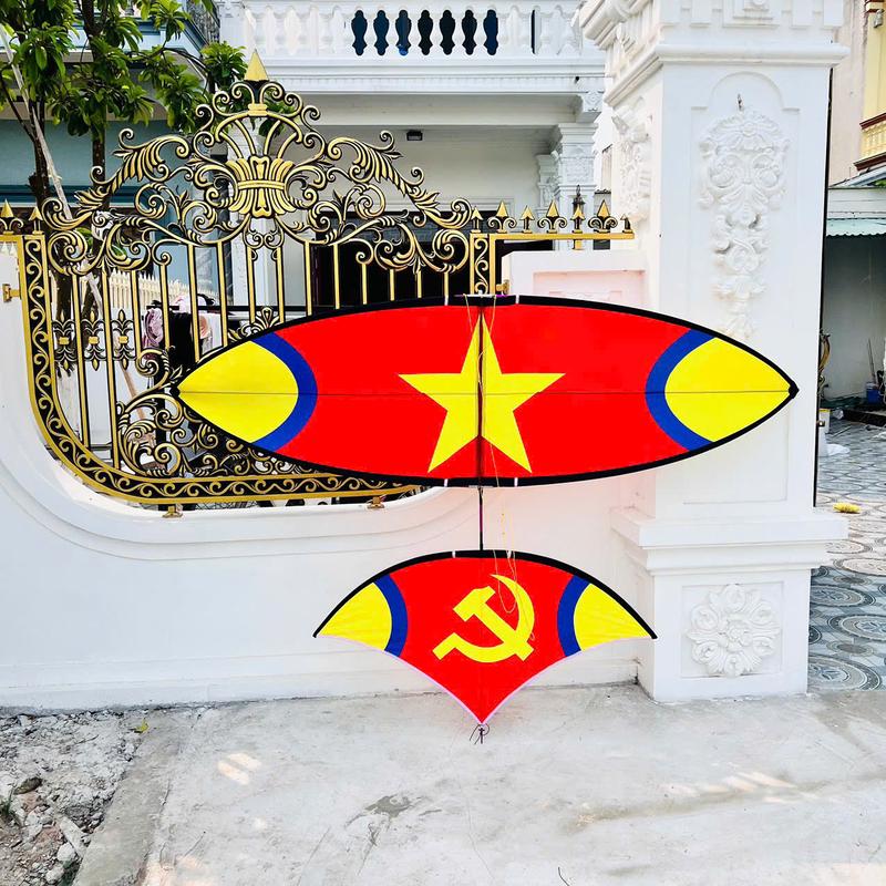 Diều Sáo 1m5 -2m5 Hình Cờ đỏ Sao Vàng Pull Cacbon Giá Rẻ