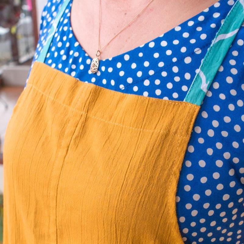 Linen apron masak (Mustard) 2