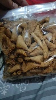Product Review of 1 KG Samosa Abon Ayam cocok untuk cemilan sehari hari from t**i 0