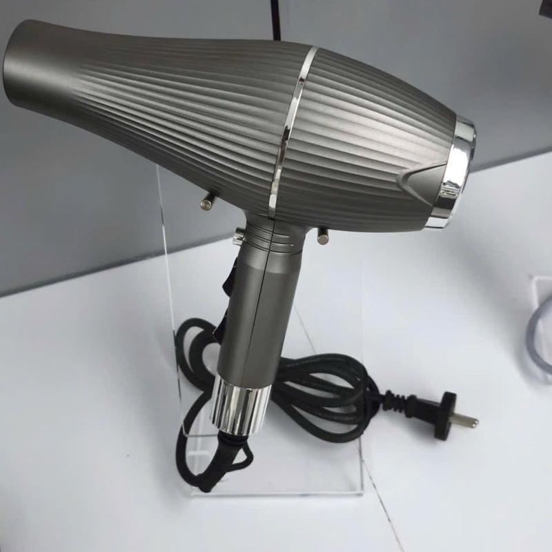 Máy sấy tóc CH-936 - Thiết kế hiện đại, màu xám sang trọng, phù hợp cho mọi nhu cầu sử dụng