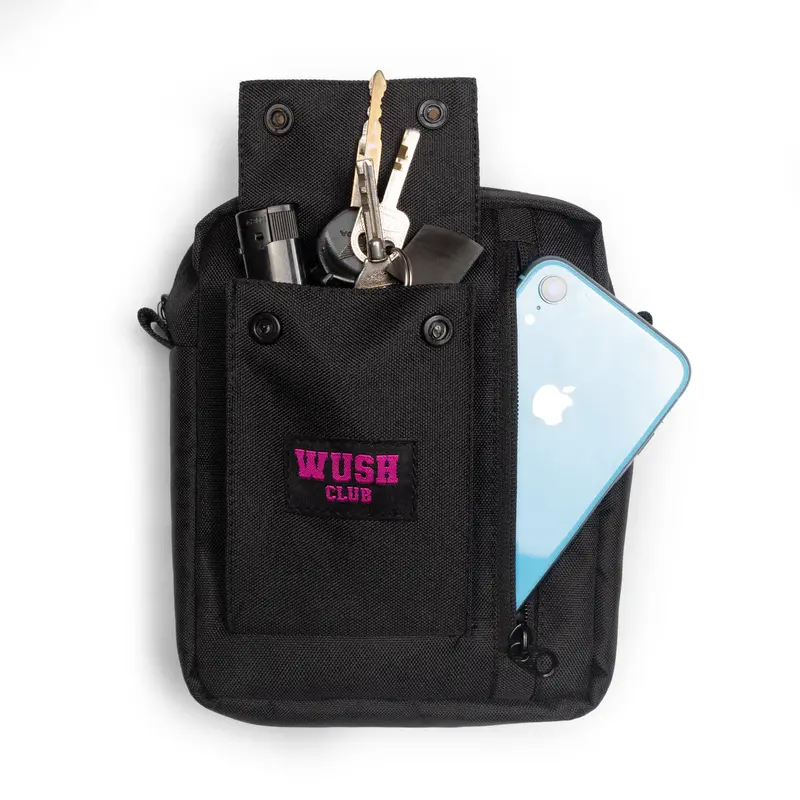 Wush Club  Selempang Slingbag spok tas Distro Pria Wanita 1