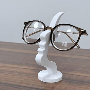 Soporte para gafas curvo único, solución de almacenamiento artística segura, diseño minimalista, decoración para escritorio y mesita de noche, regalo para las fiestas