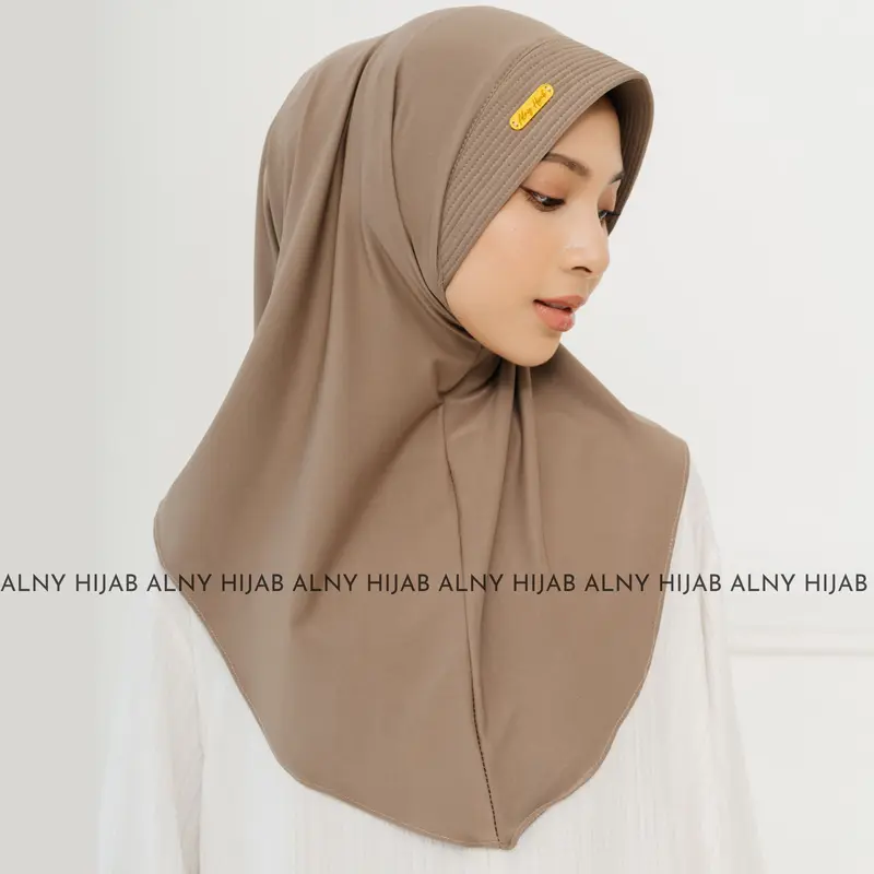 Hijab Bergo Hamidah Label Gold Size M Hijab Instan Bahan Jersey Jilbab Instan Nutup Dada 2