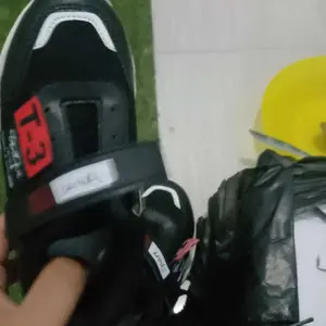 SNEAKER SEPATU ANAK LAKI-LAKI DAN PEREMPUAN Fashion