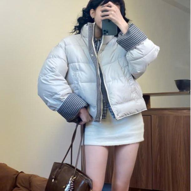 HÀNG CÓ SẴN Áo Khoác Phao Da Nữ Dáng Ngắn Croptop Form Rộng Phối Viền Kẻ Phong Cách Trẻ Trung Màu Nâu Be Đen