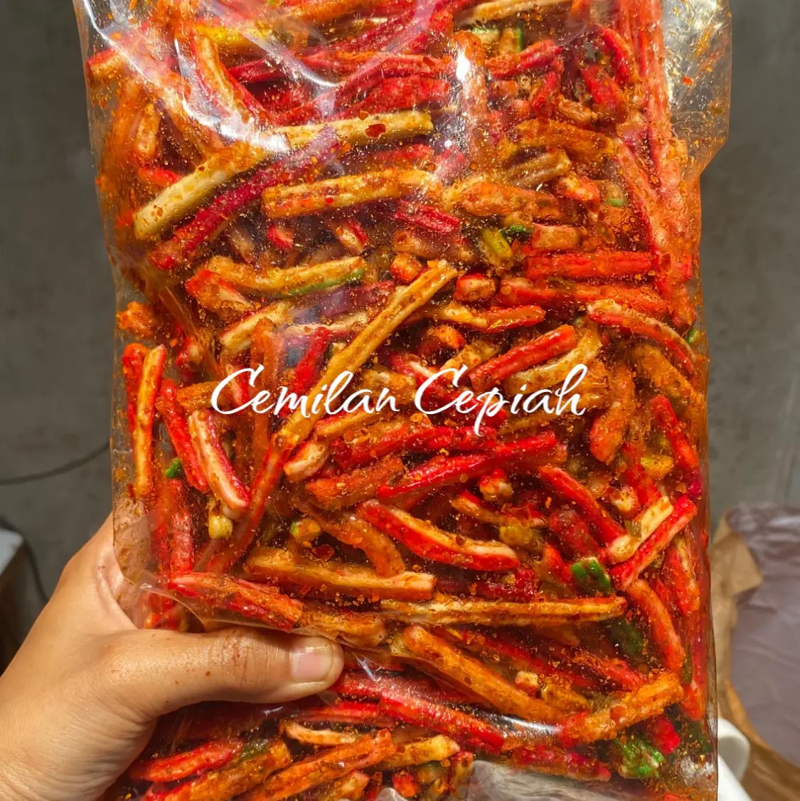 Kerupuk seblak jaat Cikruh Pedas daun jeruk 1kg/ kerupuk jaat/ Jaat beton