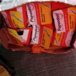 (6 Pcs) Pastagigi Pepsodent + gratis 6 Sikat Gigi