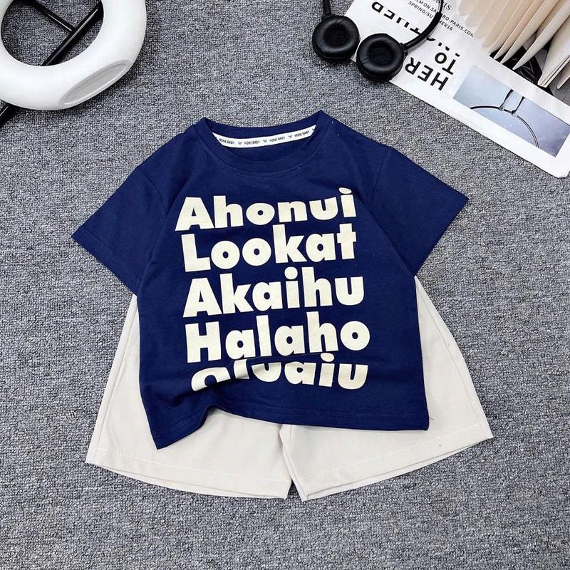 (8-30kg) Set Bộ Quần trẻ em, quần áo bé trai, Áo màu xanh in chữ chất cotton và quần be sang chát hai da mềm cho bé trai mùa hè Dễ Thương,Phong Cách Hàn Quốc.Chất Cotton mềm mát,nhẹ,co giãn,thấm hút mồ hôi tốt cho bé trai.