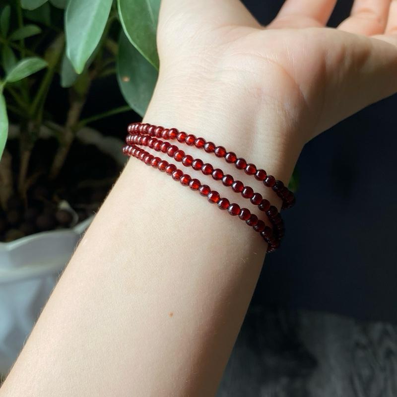 Lắc tay đá garnet tự nhiên 3mm nhỏ xinh tinh tế