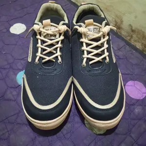 ( Beli Sepatu Gratis Kaos Kaki) Sepatu Sneakers Skateboard Pria Kekinian 01103110 Sepatu Fashion Terbaru Outdoor Traveling Casual Pvn Ventela Aero Street running sport Shoes