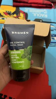 Product Review of BROMEN OIL CONTROL FACIAL WASH 100mL | SABUN CUCI MUKA BERMINYAK | SKINCARE COWOK | PERAWATAN Mencerahkan WAJAH Pria Berminyak from w**9 2