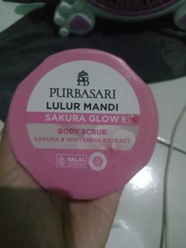 Product Review of Purbasari Lulur Mandi 200gr Body Scrub Mencerahkan Melembabkan Menyamarkan flek hitam from R**✨ 1