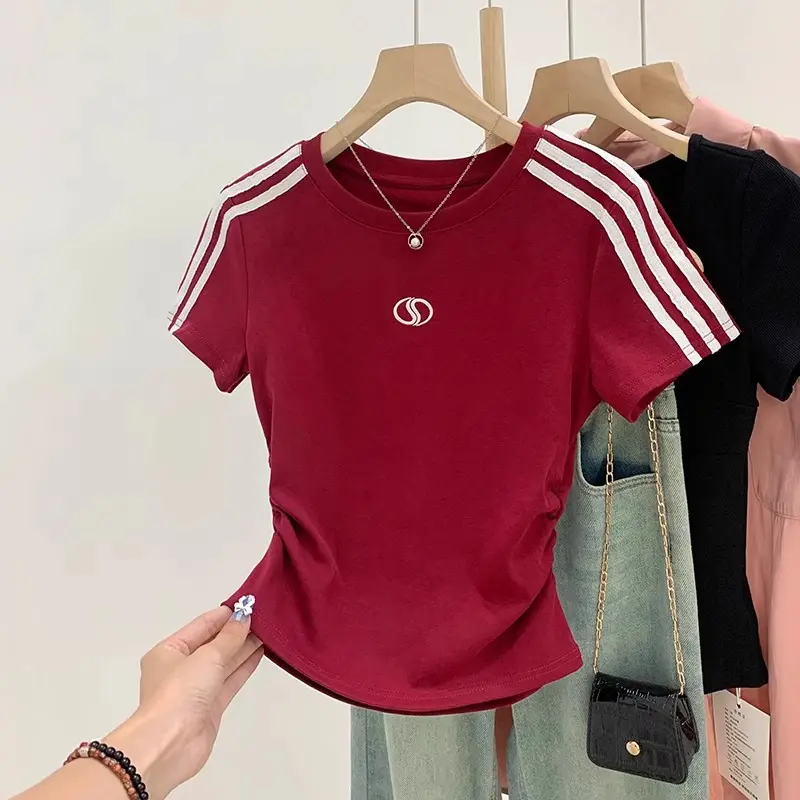 Kaos lengan pendek bergaris patch merah premium