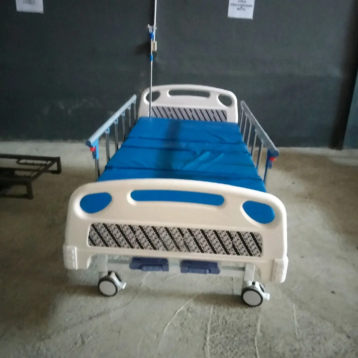 bed 2 crank abs, ranjang pasien 2 crank, bed 2 crank abs murah