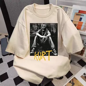 Baju Atasan Gaya Amerika T-shirt Katun Lengan Pendek Model Kerah Bulat dengan Desain Figura Orang Duduk di Jalanan yang Keren Cetak Fit Kaos